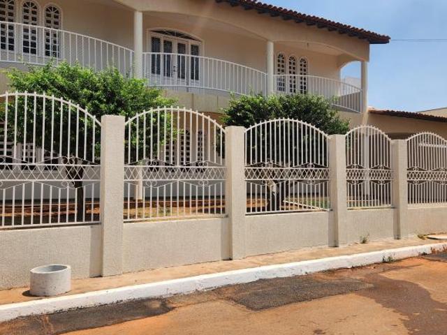 Casa venda em Região Geográfica Imediata do Distrito Federal, Região Integrada de Desenvolvimento do Distrito Federal e Entorno