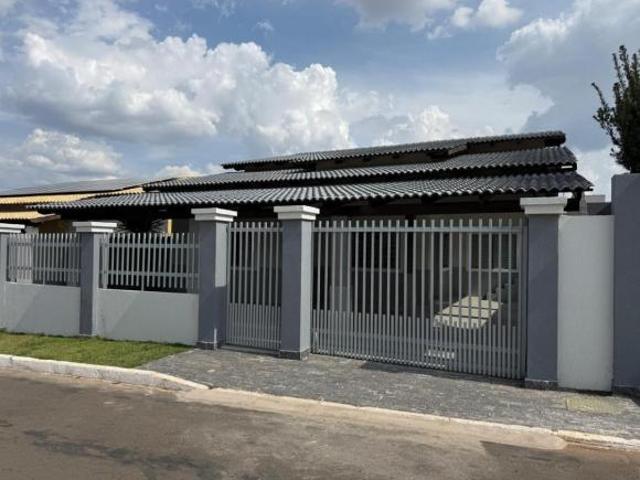 Casa venda em Região Geográfica Imediata do Distrito Federal, Região Integrada de Desenvolvimento do Distrito Federal e Entorno