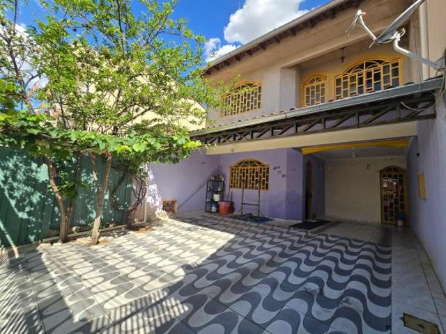Casa venda em Região Geográfica Imediata do Distrito Federal, Região Integrada de Desenvolvimento do Distrito Federal e Entorno