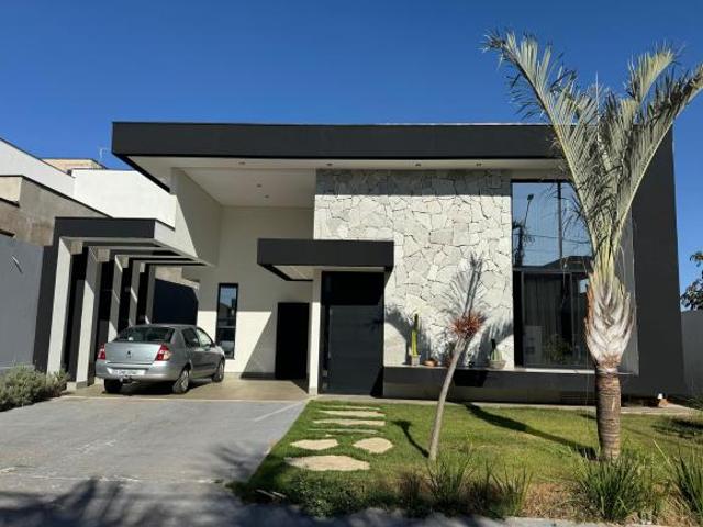 Casa venda em Região Geográfica Imediata do Distrito Federal, Região Integrada de Desenvolvimento do Distrito Federal e Entorno