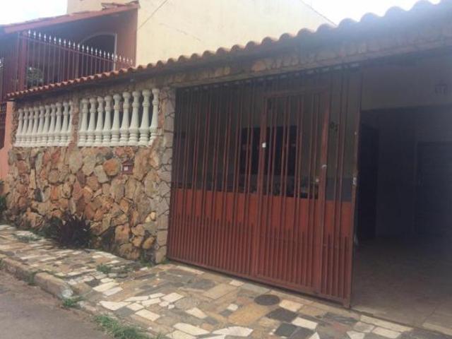 Casa venda em Região Geográfica Imediata do Distrito Federal, Região Integrada de Desenvolvimento do Distrito Federal e Entorno