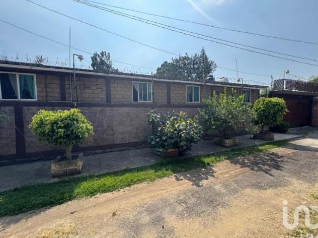 Casa en venta en Tepetlixpa, Estado de México