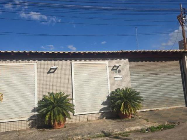 Casa venda em Região Geográfica Imediata de Luziânia, Região Integrada de Desenvolvimento do Distrito Federal e Entorno