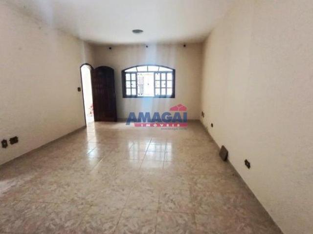 Casa venda em Região Imediata de São José dos Campos, Região Metropolitana do Vale do Paraíba e Litoral Norte