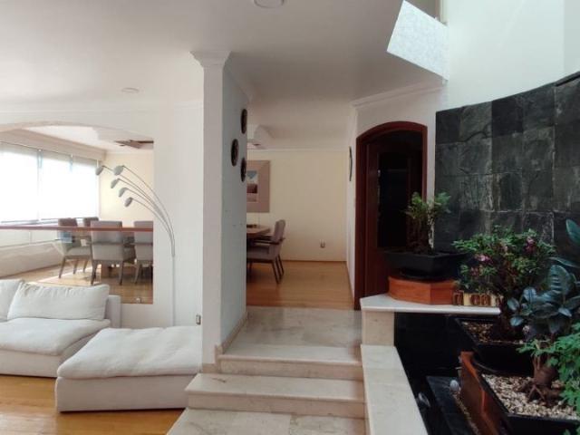 Casa en renta en Pedregal de Echegaray, Naucalpan de Juárez