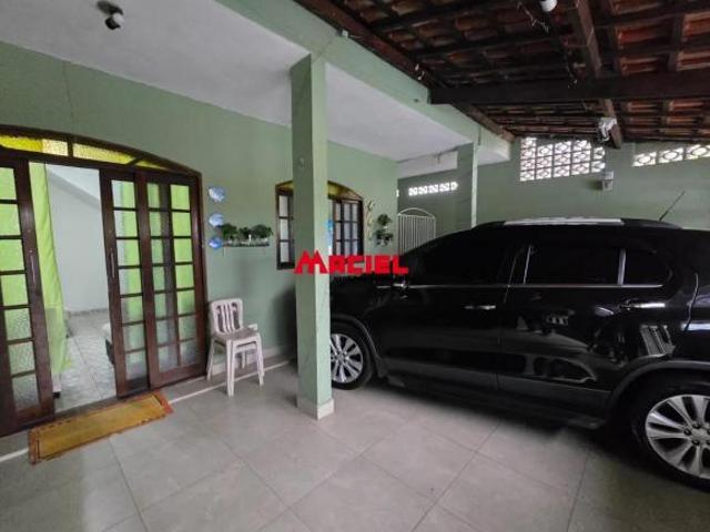 Casa venda em Região Imediata de São José dos Campos, Região Metropolitana do Vale do Paraíba e Litoral Norte