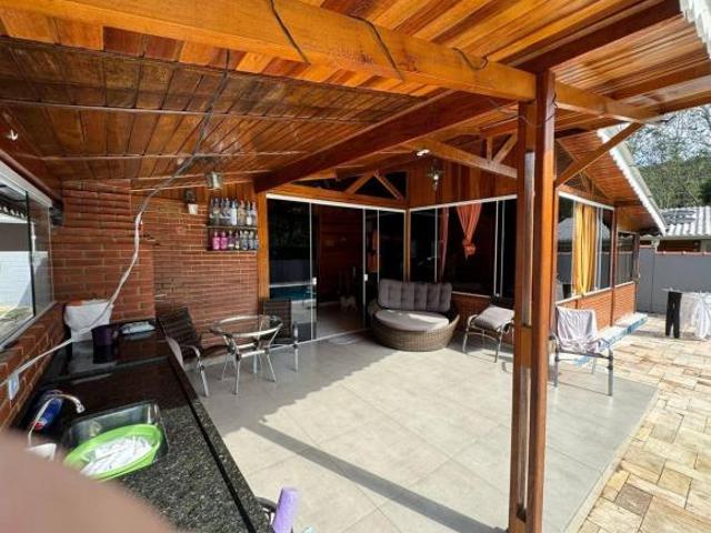 Casa venda em Juquitiba