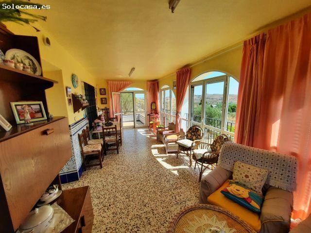 Casa en venta en Montealegre del Castillo, Albacete
