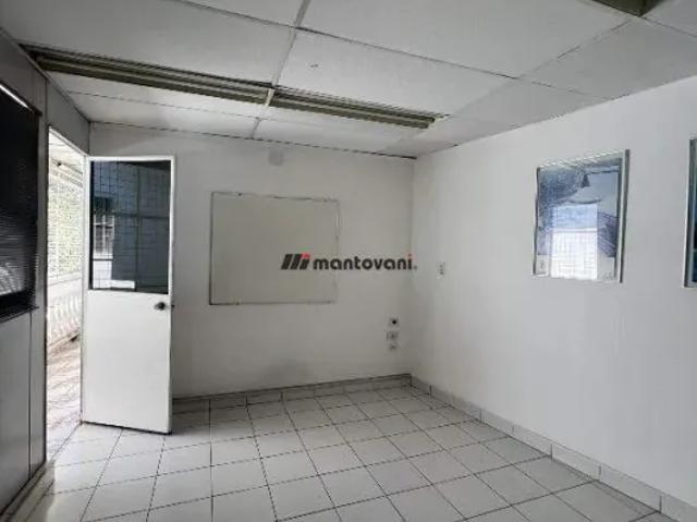 Ponto Comercial aluguel em Região Imediata de São Paulo, Região Metropolitana de São Paulo