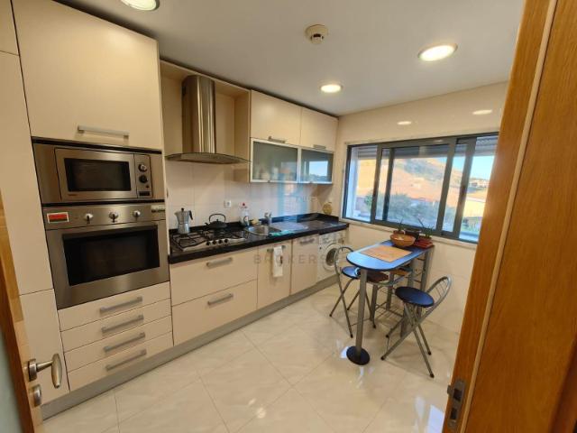 Apartamento venda em Almada, Setúbal