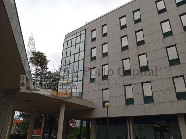 Escritório alugar em Cedofeita, Ramada Alta