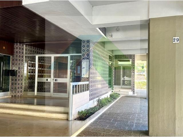 Loja alugar em Miraflores, Oeiras