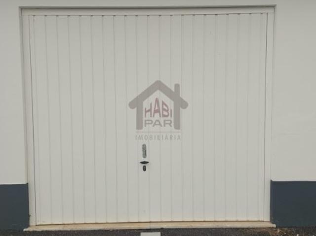Garagem alugar em Benavente, Santarém