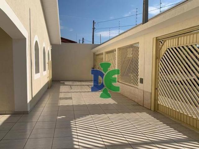 Casa venda em Região Imediata de São José dos Campos, Região Metropolitana do Vale do Paraíba e Litoral Norte