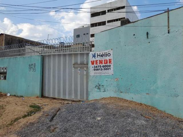 Casa venda em Região Geográfica Imediata do Distrito Federal, Região Integrada de Desenvolvimento do Distrito Federal e Entorno