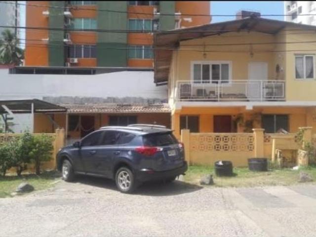 Excelente inversin de casa de esquina a la venta, carrasquilla/excellent investment of a downtown corner house for sale in panama city