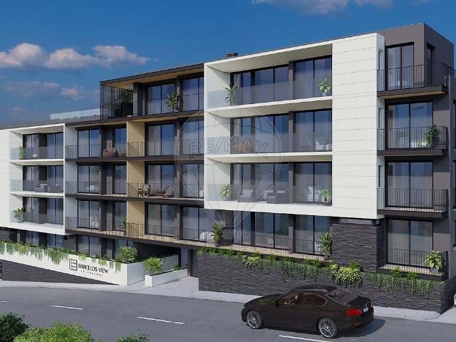 Apartamento venda em Quinta das Freiras, Funchal