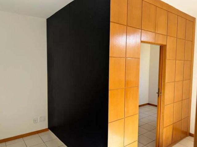 Apartamento venda em Região Geográfica Imediata do Distrito Federal, Região Integrada de Desenvolvimento do Distrito Federal e Entorno