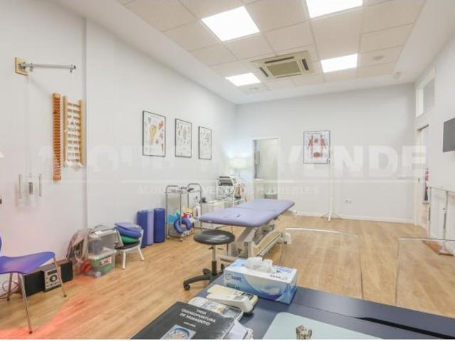 Local Comercial en alquiler en Nervión, Sevilla