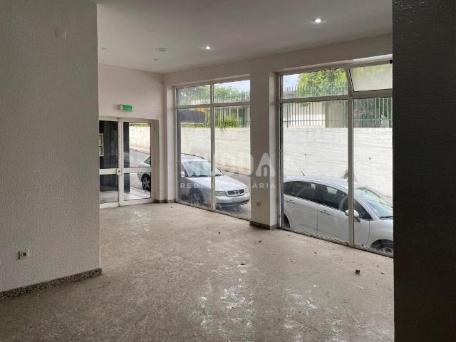 Loja venda em Oliveira De Azeméis, Aveiro