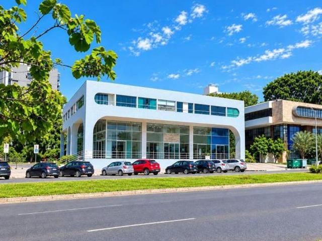 Ponto Comercial venda em CLN 208, Plano Piloto