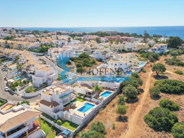 Vivenda venda em Albufeira e Olhos de Água, Albufeira
