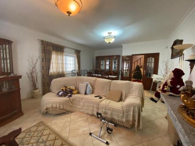 Casa venda em Portela da Azóia, Santiago Dos Velhos