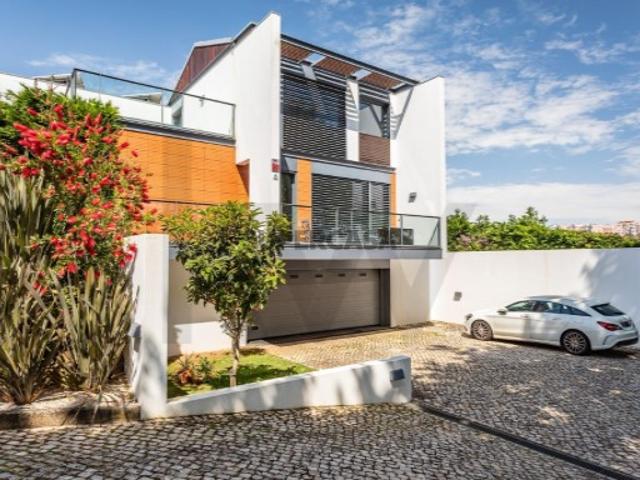 Casa venda em Ribeira Acima, Oeiras