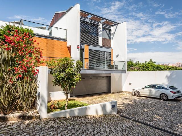 Casa venda em Ribeira Acima, Oeiras