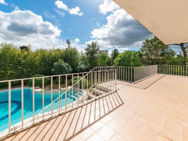 Casa venda em São Francisco Xavier, Lisboa