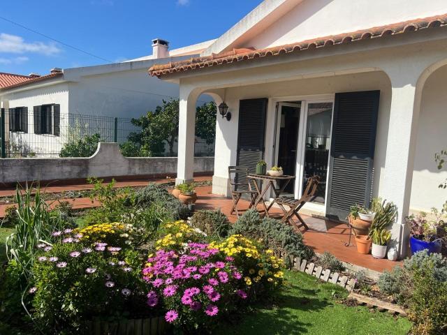 Vivenda venda em Olho Marinho, Óbidos