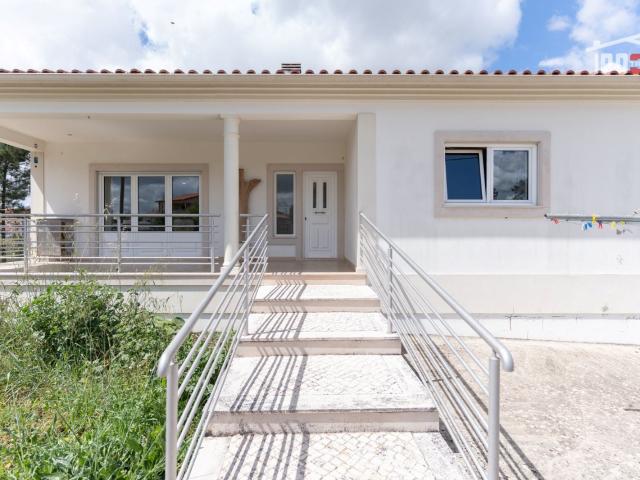 Casa venda em Ourém, Santarém
