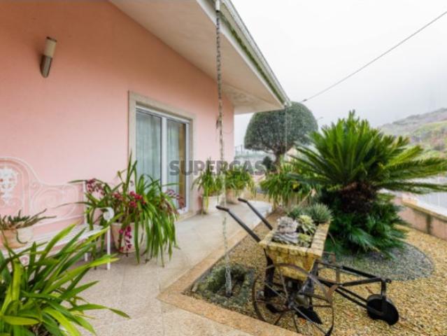 Casa venda em Tinocos, Póvoa De Lanhoso