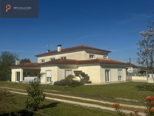 Casa venda em Oliveira Do Bairro, Aveiro