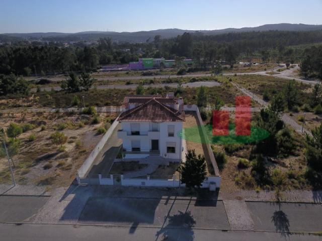 Casa venda em Rio Maior, Santarém