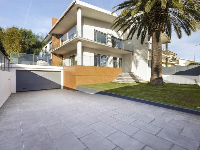 Vivenda venda em Carcavelos, Cascais
