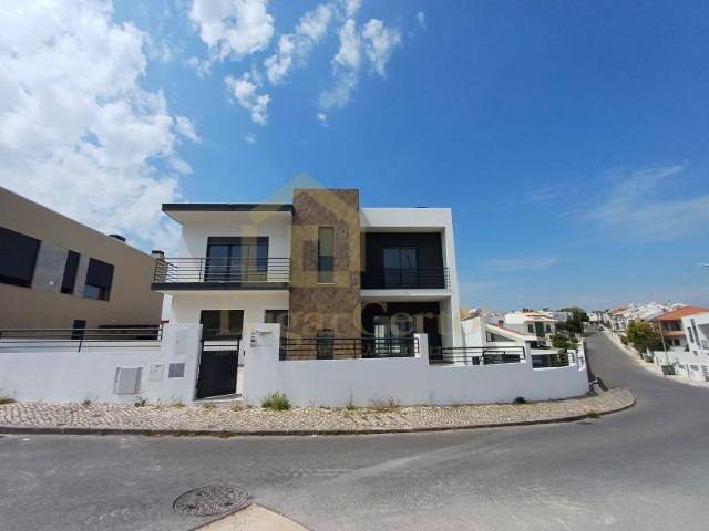 Casa venda em Quinta do Americano, Almada