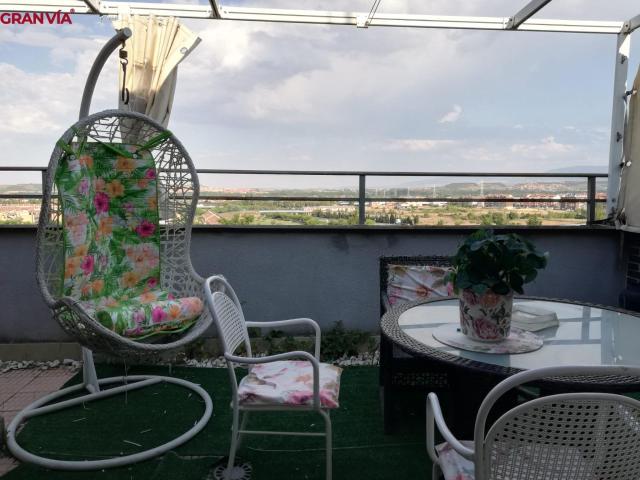 Ático en venta en Villapatro, Lardero