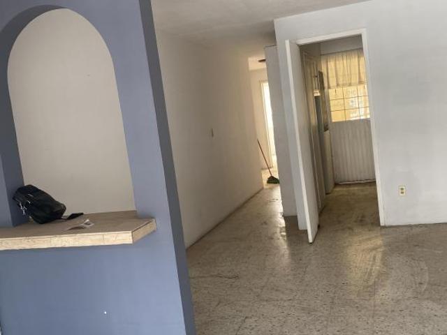 Excelente oportunidad de negocio, casa dúplex precio de remate