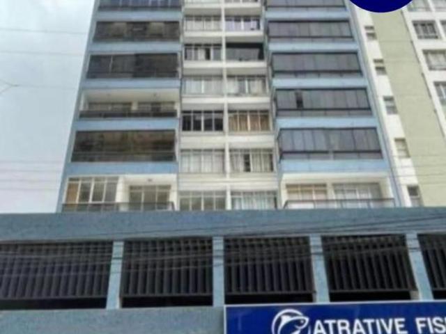 Apartamento venda em Região Geográfica Imediata do Distrito Federal, Região Integrada de Desenvolvimento do Distrito Federal e Entorno