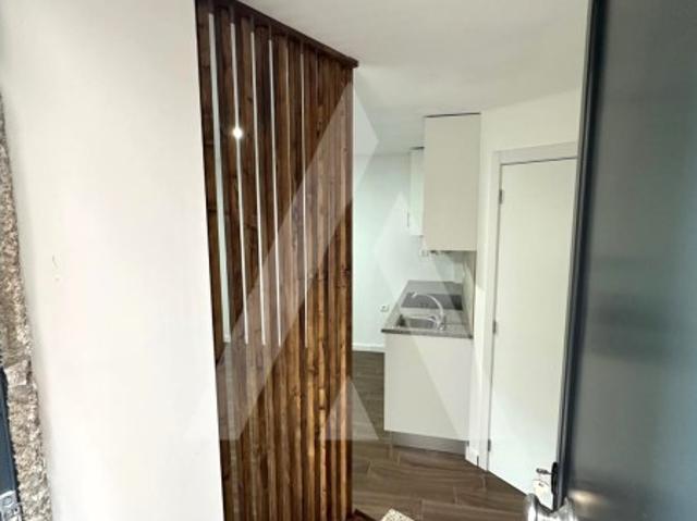 Casa venda em Couto Do Mosteiro, Viseu