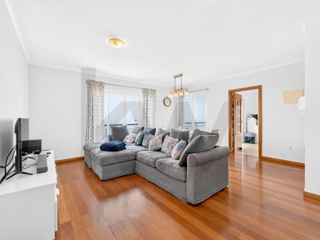 Apartamento venda em Azenha, Santa Cruz