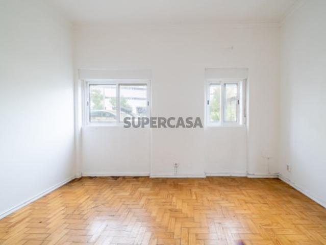 Prédio venda em Casal do Chapim, Odivelas