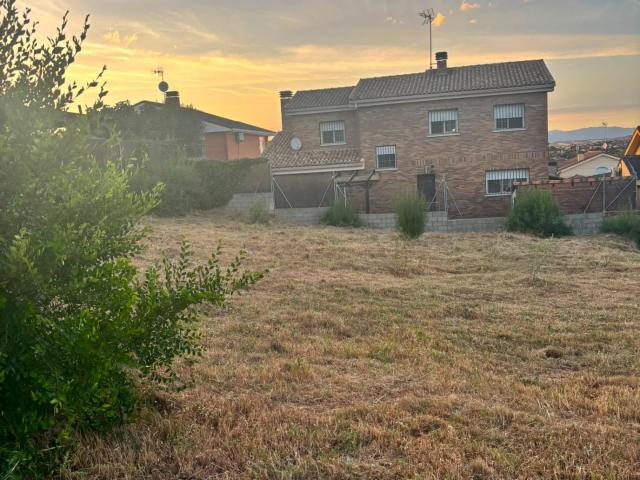 Terreno en venta en El Casar, Castilla-La Mancha