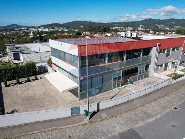 Loja venda em Lugar da Vila de Cima, Vila Verde
