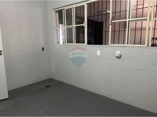 Ponto Comercial aluguel em Região Imediata de São Paulo, Região Metropolitana de São Paulo