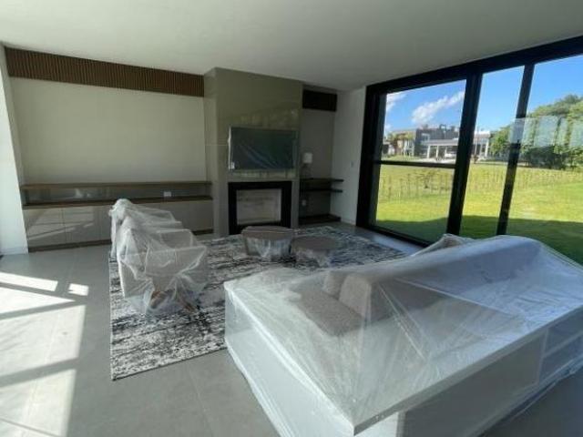 Apartamento venda em Condomínio Marítimo, Tramandaí