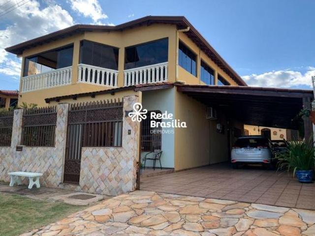 Casa venda em Região Geográfica Imediata do Distrito Federal, Região Integrada de Desenvolvimento do Distrito Federal e Entorno