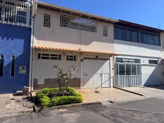 Casa venda em Região Geográfica Imediata do Distrito Federal, Região Integrada de Desenvolvimento do Distrito Federal e Entorno