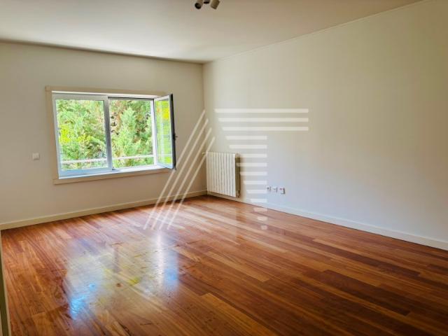 Apartamento alugar em Estrela, Lisboa